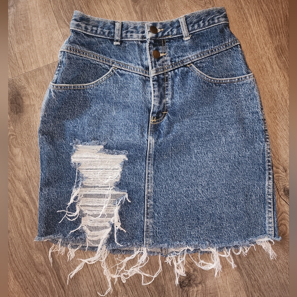 80s Vintage distressed Denim skirt
